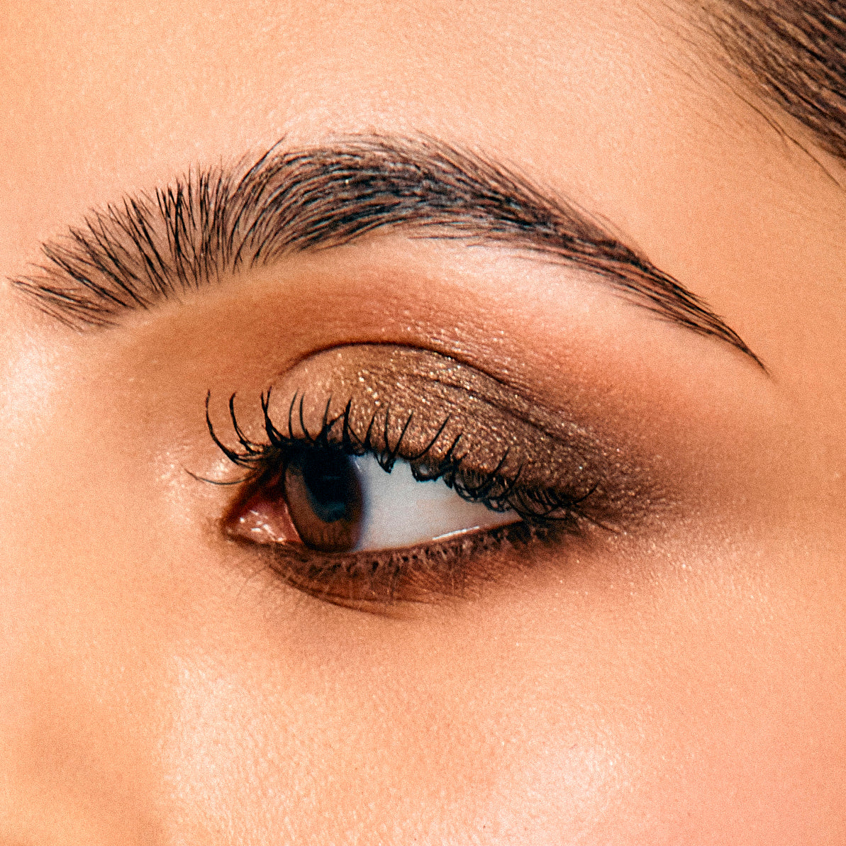 Define & Smoulder Liner